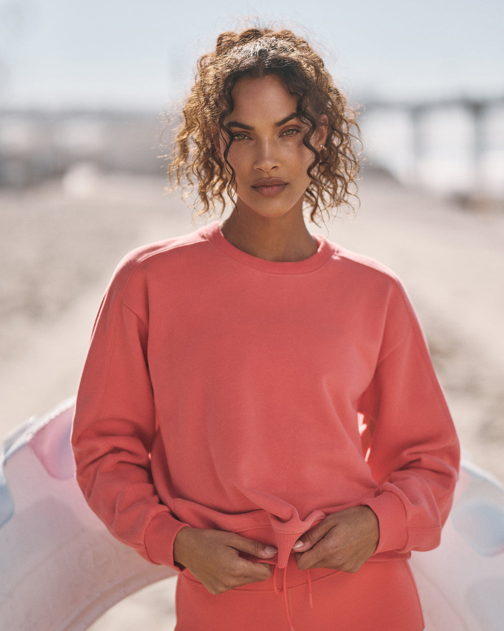 Sedona Seams Crew Women's Bright Coral Sweatshirt | Vuori Discount