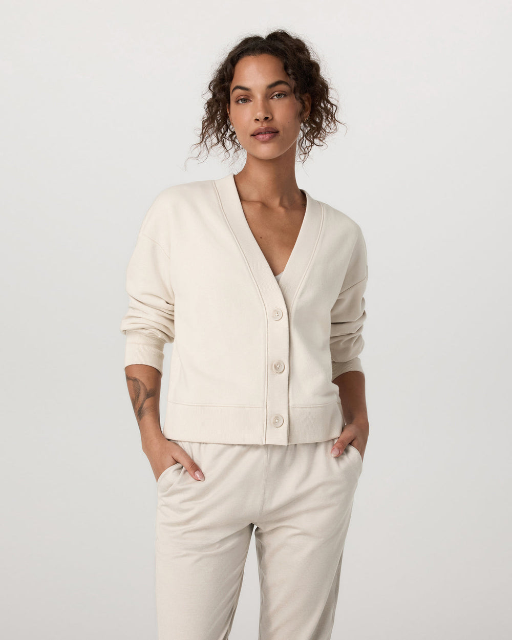 Sedona Cardigan Women's Bone Button-Down Sweater | Vuori Online