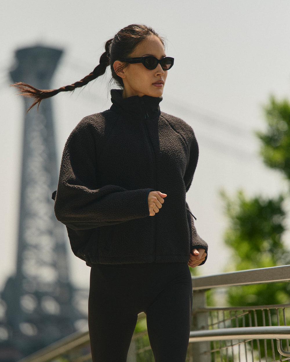 Alpine Jacket Women's Cozy Fleece Jacket in Black| Vuori | Vuori Online