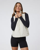 Canyon Insulated Vest Bone Lightweight Vest | Vuori Outlet
