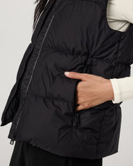 Alta Down Vest Women's Black Sleeveless Vest | Vuori Online