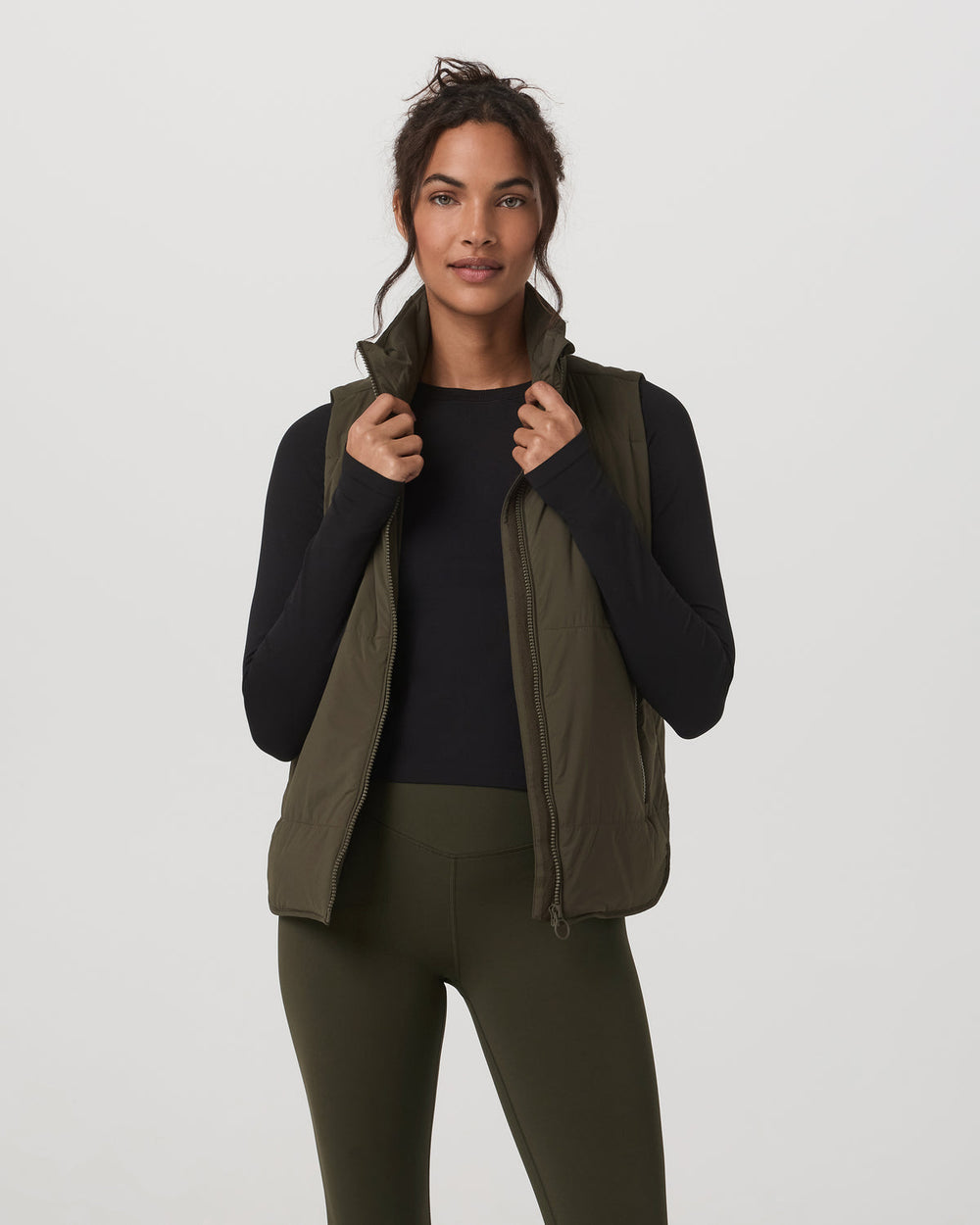 Canyon Insulated Vest Women's Olive Lightweight Vest | Vuori Clothing