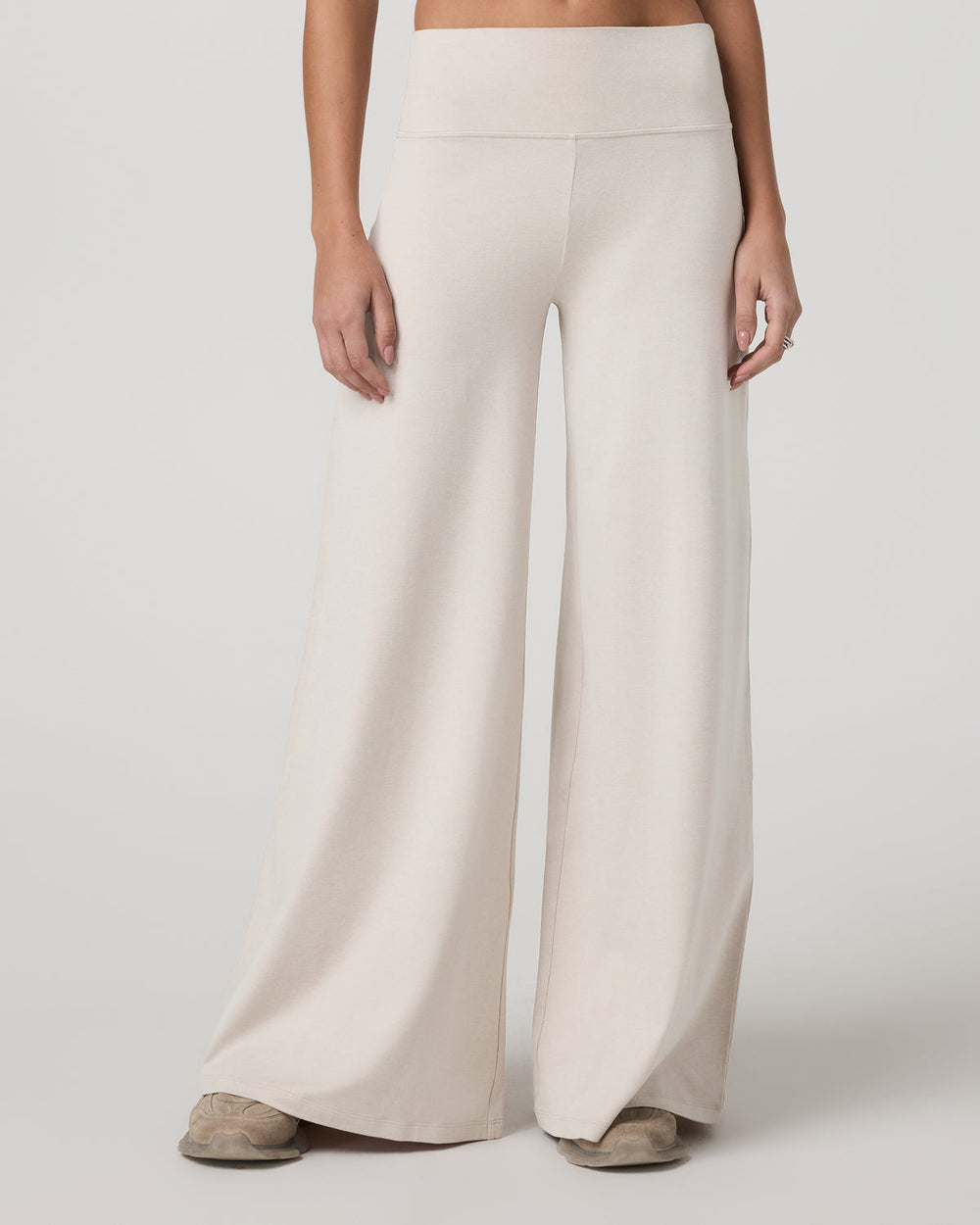 Halo Easy Wideleg Pant Women's Ecru Heather Pants | Vuori