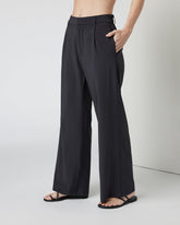 Villa Trouser-Short Black Tailored Pants | Vuori Online