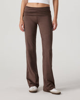 Halo Foldover Pant Chocolate Milk Heather | Vuori Clothing