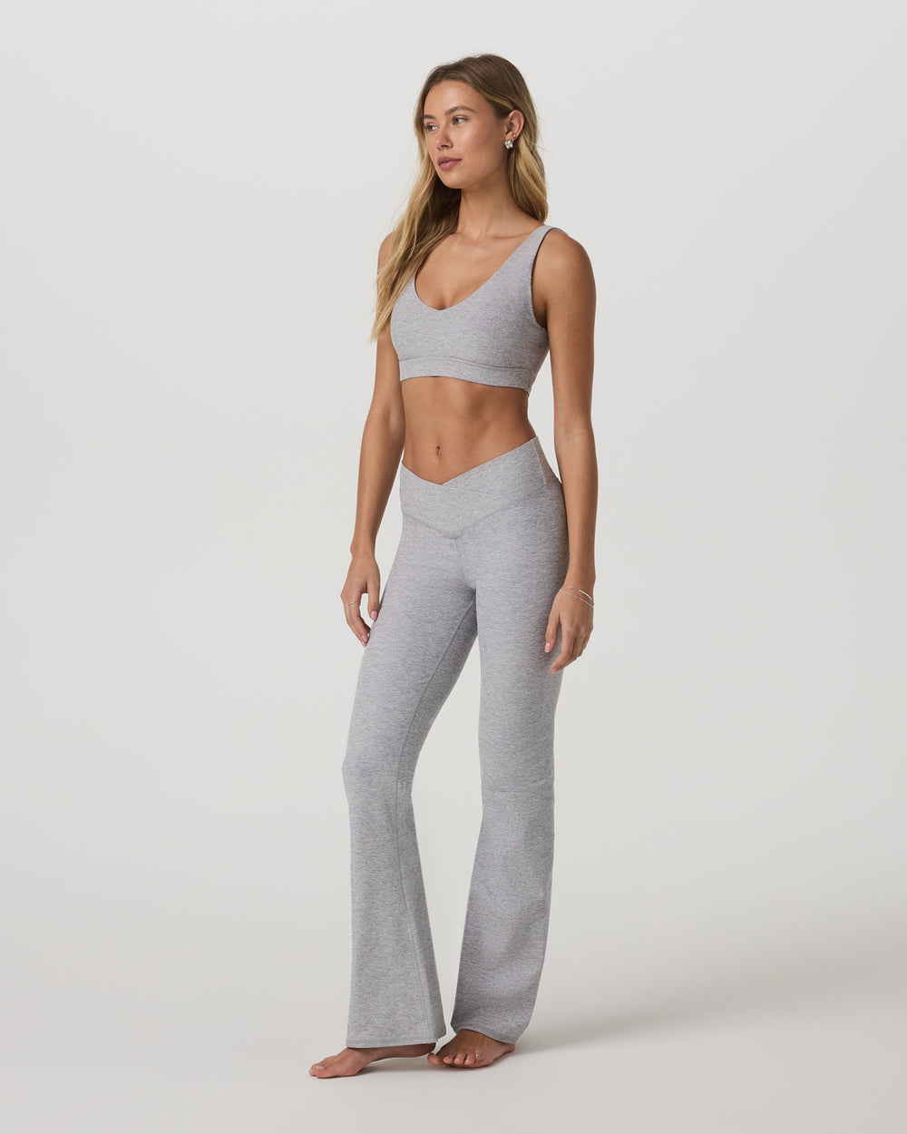 Elevation Rhythm Flare Light Heather Grey | Vuori On sale