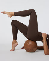 Inversion Rib Legging Java | Vuori Clothing