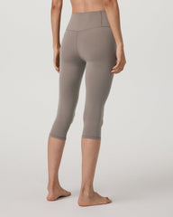 Vuori AllTheFeels™ Crop Legging Smokey Taupe Leggings | Vuori US