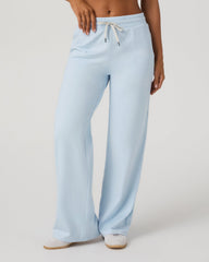 Halo Essential Wideleg - Short Soft Sky Heather Pants | Vuori Outlet
