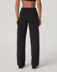 Women's Halo Modern Strght Leg Pant - Short Solid Black | Vuori On sale