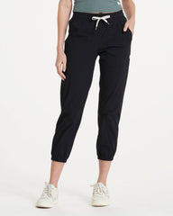 Miles Jogger Women's Lightweight Black Pants | Vuori Online