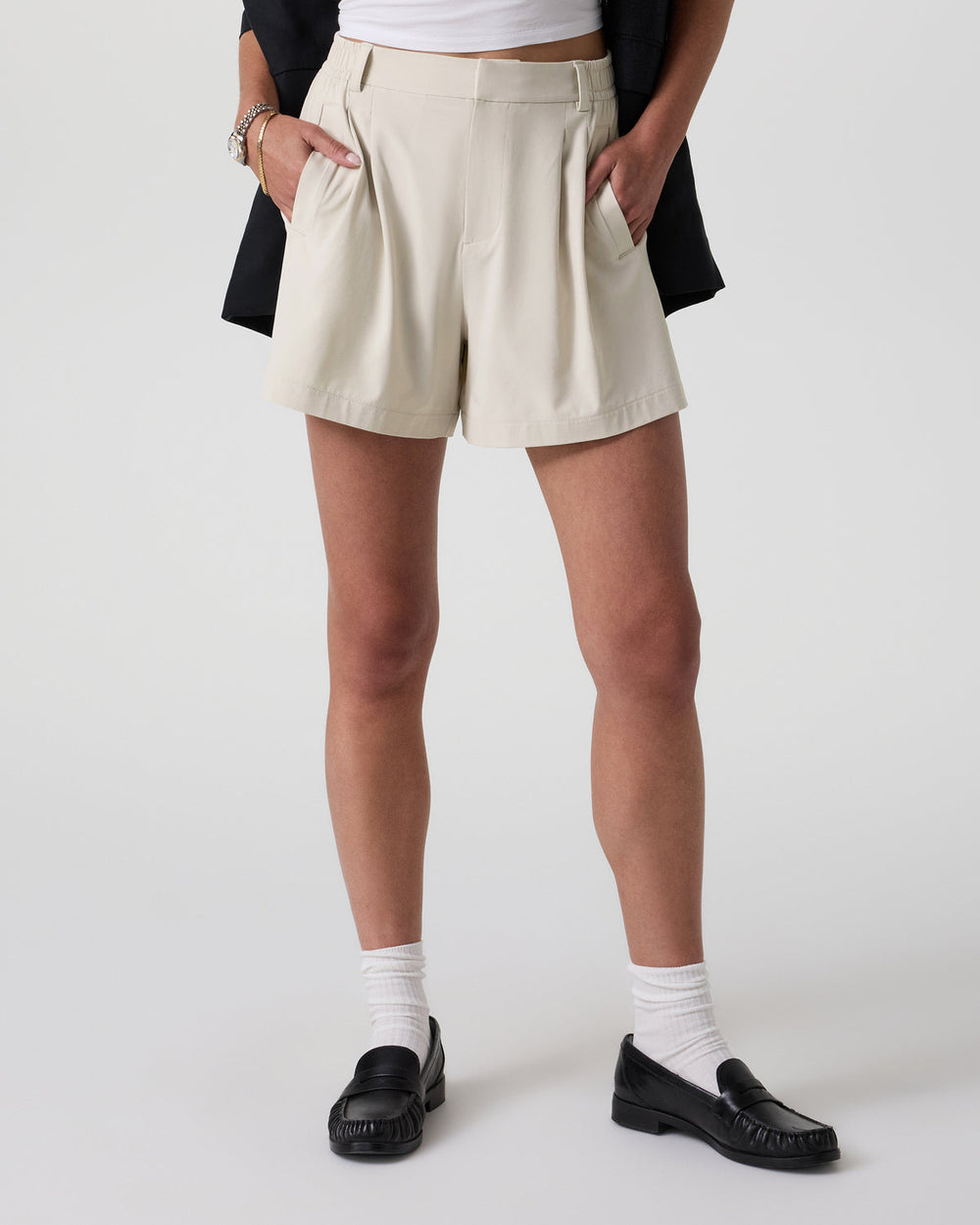 Villa Trouser Shorts Women's Mushroom Pleated Shorts | Vuori On sale