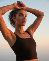 Vuori AllTheForm™ Support Tank Black | Vuori Outlet