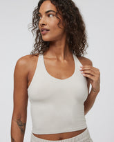 Halo Performance Crop 2.0 Ecru Heather Tank | Vuori US