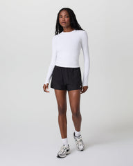 Long Sleeve Seamless Surge Tee White | Vuori US