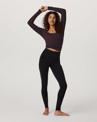 Long Sleeve Cove Ultra Scoop Women's Raisin Shirt | Vuori Clothing