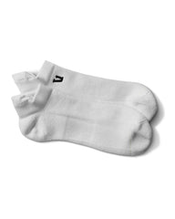 V1 Tab Sock White | Vuori Outlet