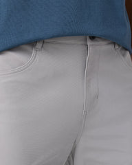 Meta Pant Athletic Slim Fit 32" Sea Fog 5-Pocket Pants | Vuori Sale