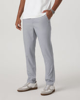 Cascade Tech Chino Athletic Slim Fit 30" Heather Grey | Vuori