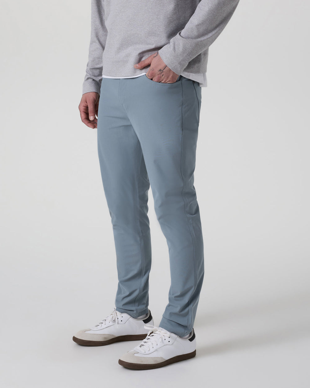 Meta Pant Athletic Slim 30" Dusty Blue 5-Pocket Pants | Vuori Outlet