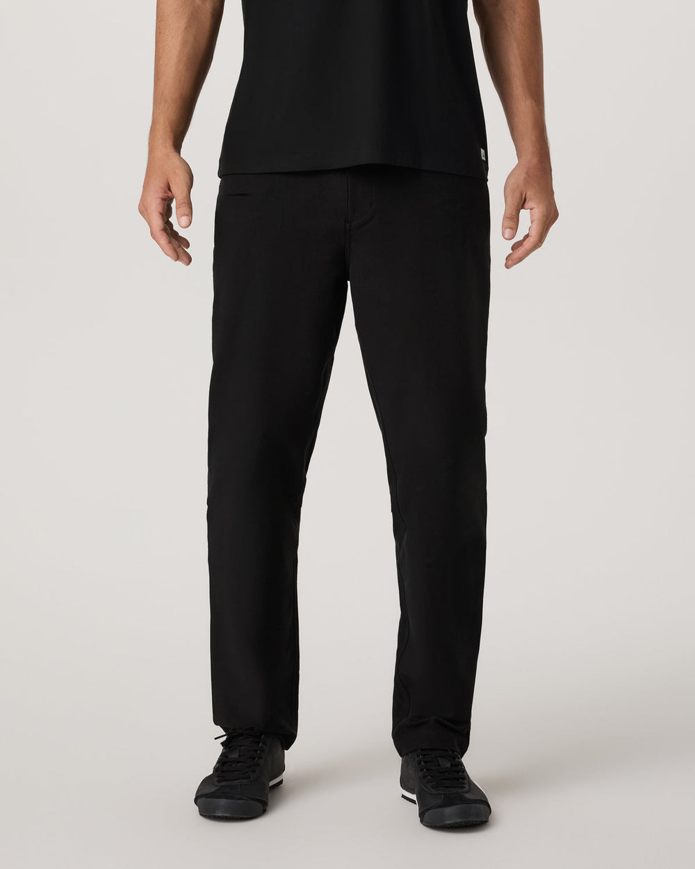MetaCanvas Utility Pant Classic Fit 30” Men's Black Pants | Vuori Clothing