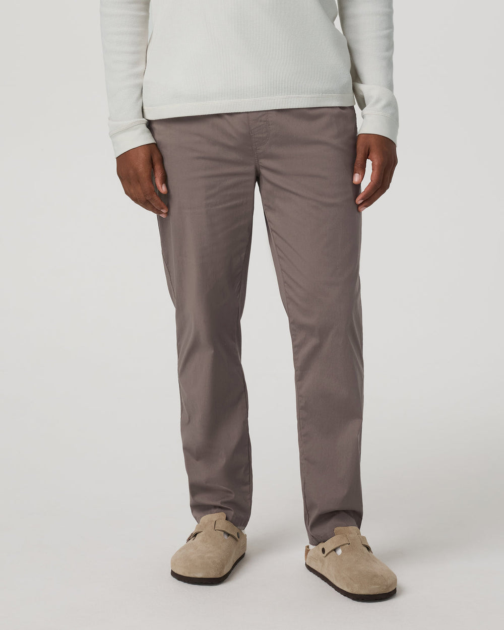 Men's Kore Everyday Pant Lined Classic 30" Smokey Taupe | Vuori