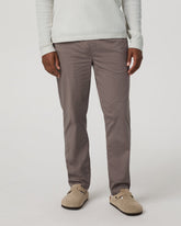 Men's Kore Everyday Pant Lined Classic 30" Smokey Taupe | Vuori