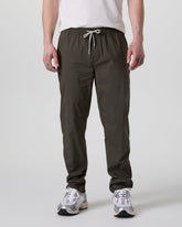 Kore Everyday Pant Lined Classic Fit 30" Dark Oregano | Vuori Sale