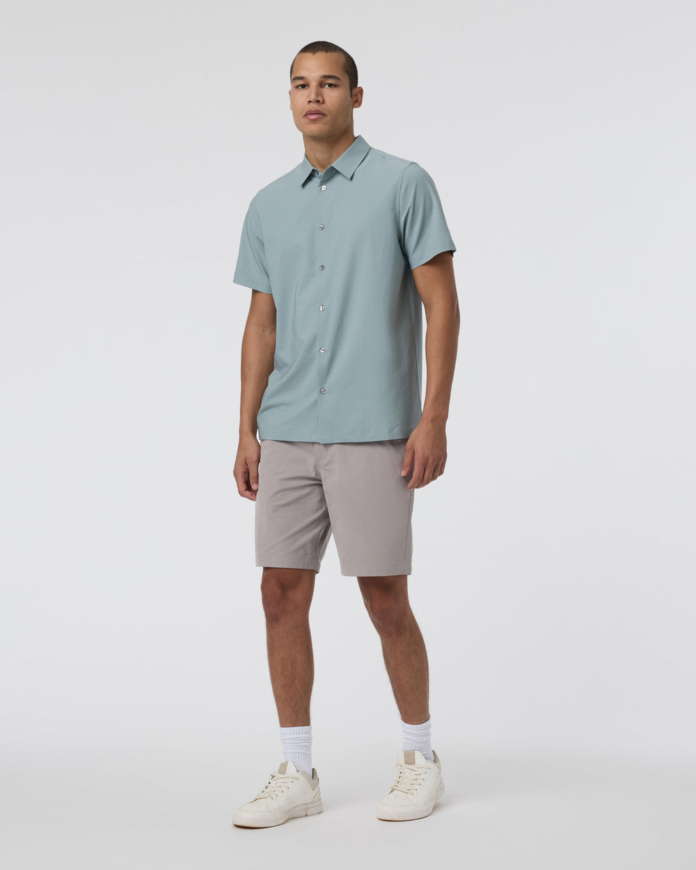 Meta Short 8" Mocha Chino Shorts | Vuori Outlet