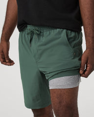 Kore Short Lined 9" Men's Agate Green Tonal Shorts | Vuori