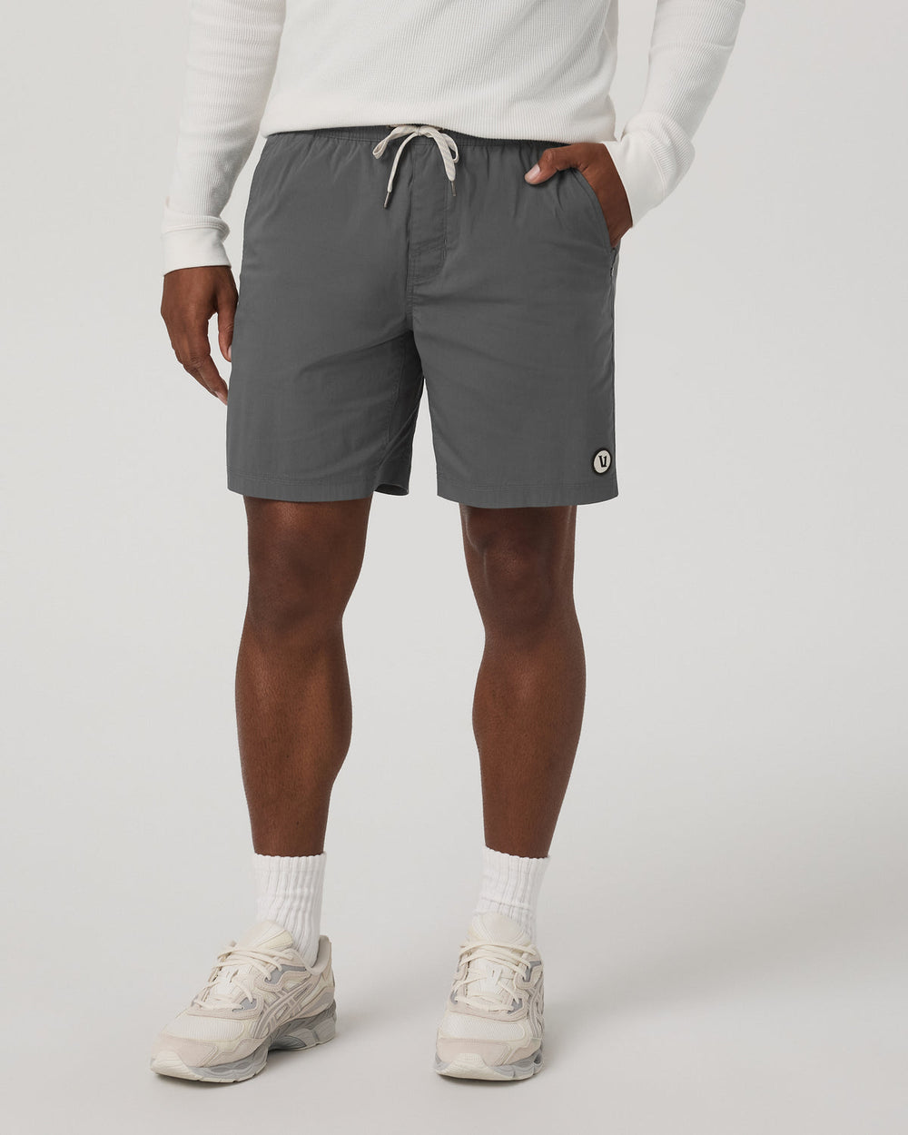 Kore Everyday Short Dark Pewter | Vuori On sale