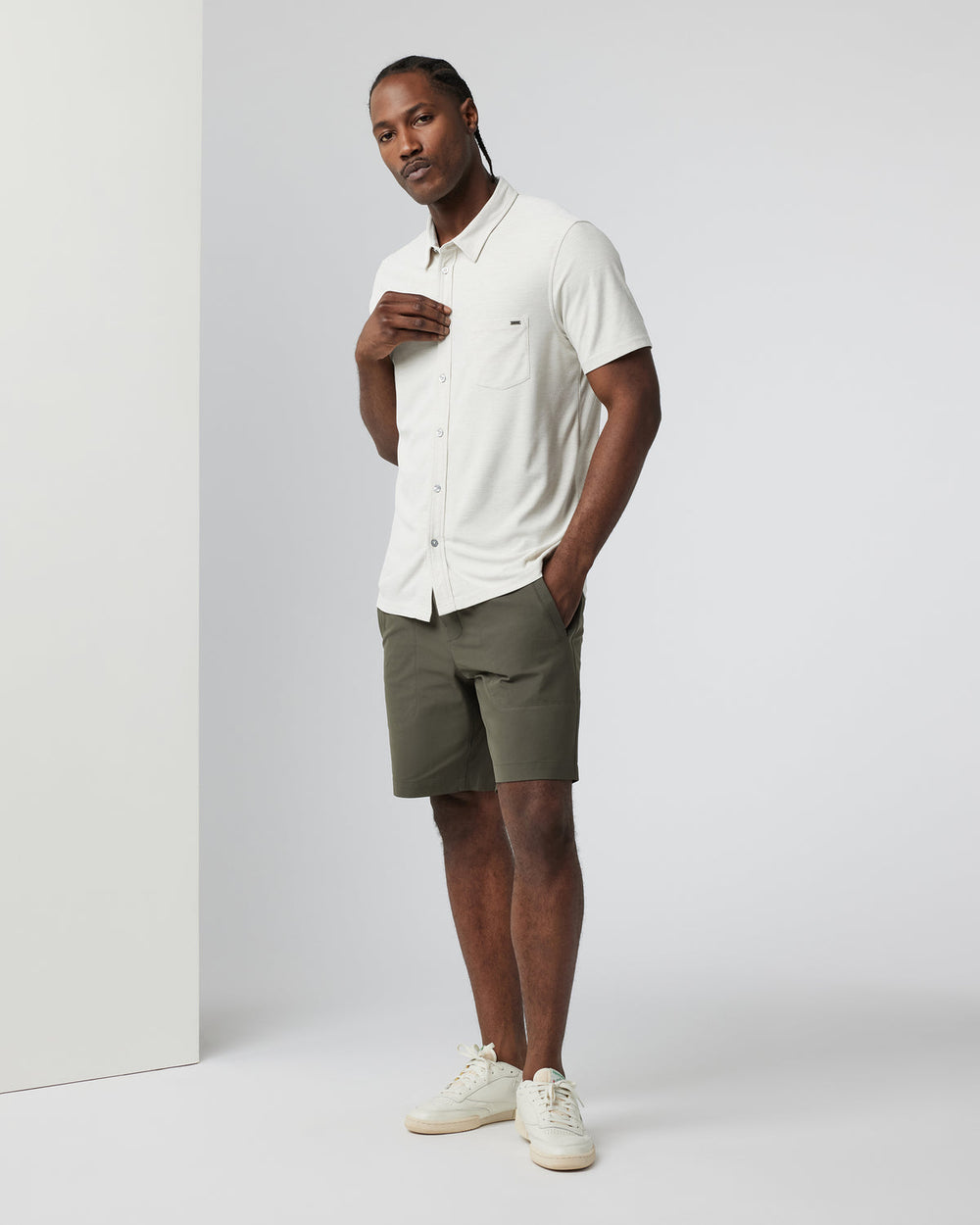 Meta Easy Short Men's Dark Oregano Casual Shorts | Vuori US
