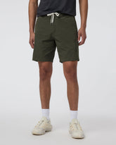 Barren Explorer Short Classic Fit 8" Kale | Vuori