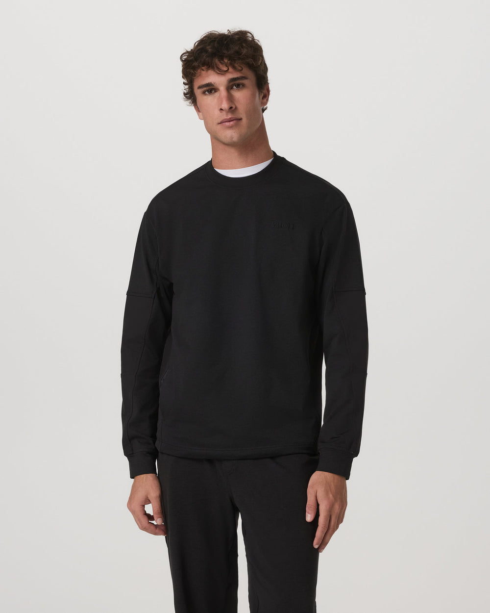 Coronado Mixed Media Crew Men's Black Heather Crewneck | Vuori Sale