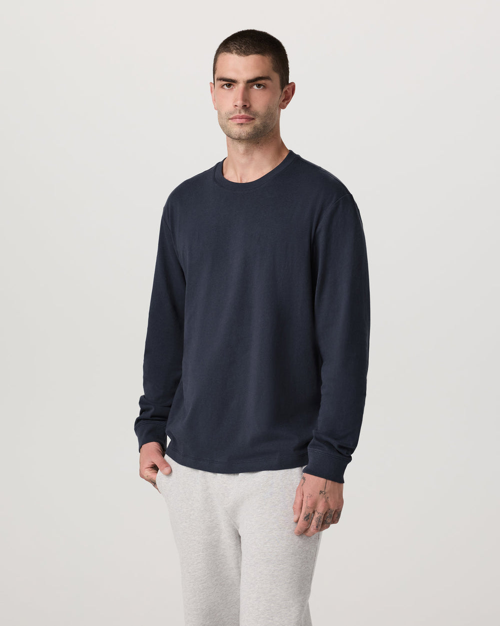 Long Sleeve Heavyweight Cotton Tee Men's Navy Shirt | Vuori