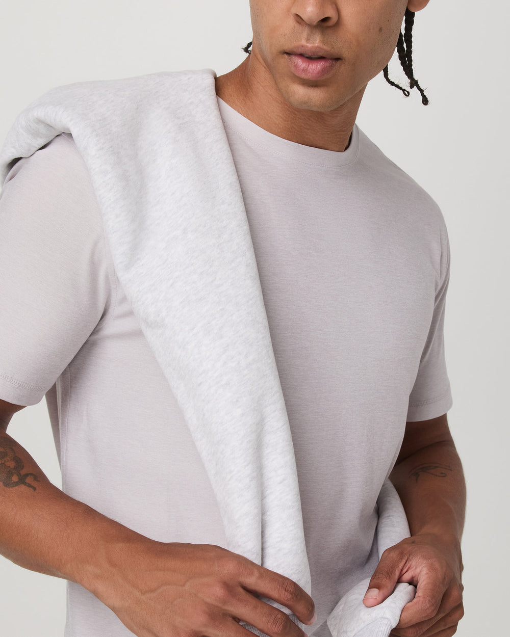 Strato Tech Tee Men's Thistle Heather Performance Shirt | Vuori
