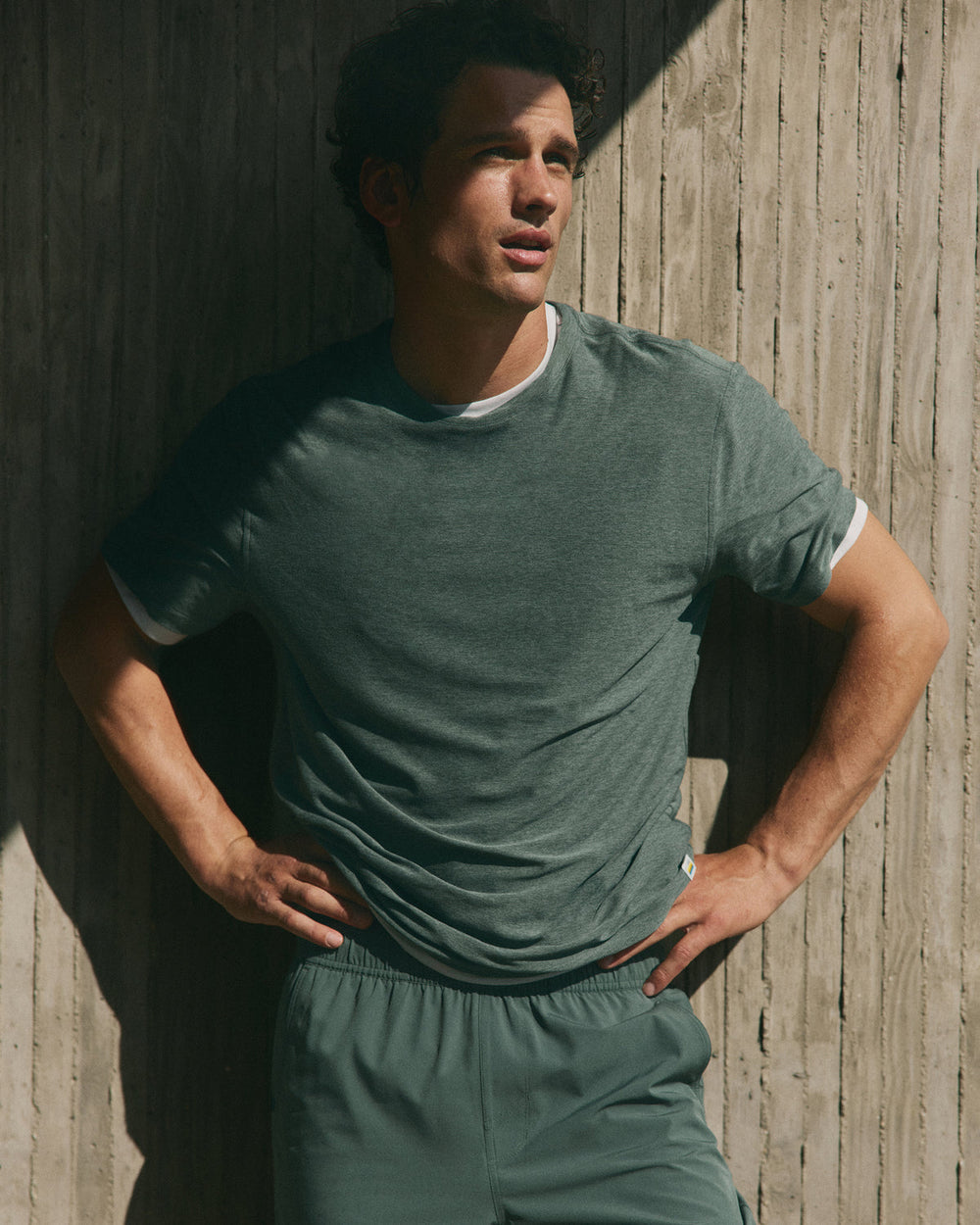 Short Sleeve Strato Tech Tee-Relaxed Fit Agate Green Heather | Vuori On sale