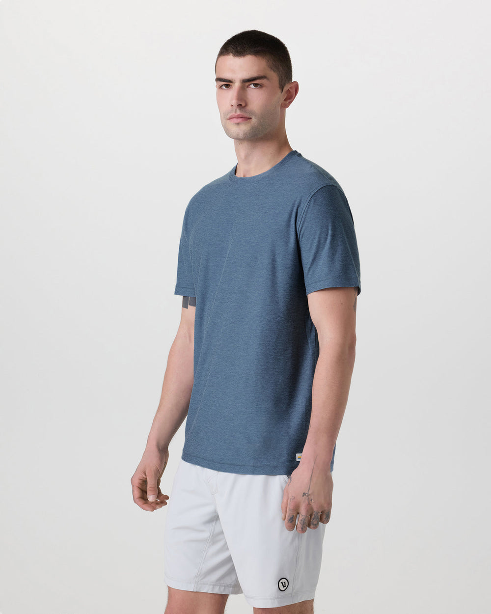 Strato Tech Tee Men's Pool Blue Workout Shirt | Vuori Outlet