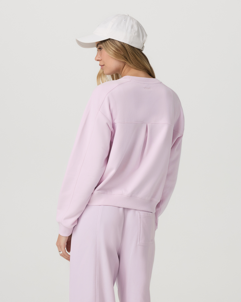 Sedona Seams Crew Women's Lilac Breeze Sweatshirt | Vuori Outlet