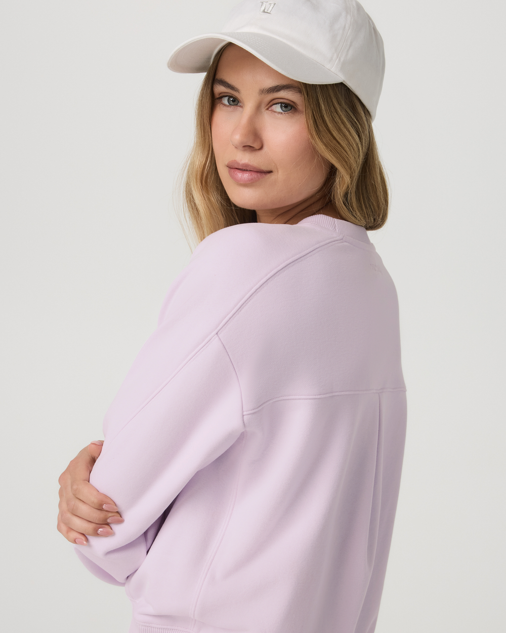 Sedona Seams Crew Women's Lilac Breeze Sweatshirt | Vuori Outlet