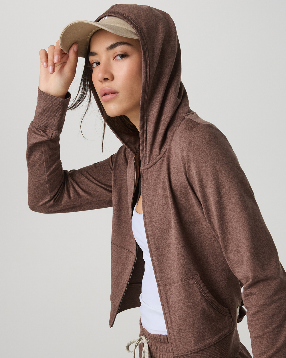 Halo Mini Full Zip Hoodie Women's Sable Heather Hoodie | Vuori Clothing