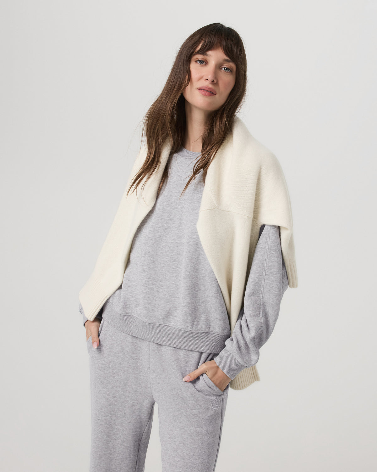 Sedona Seams Crew Women's Light Heather Grey Sweatshirt | Vuori Online