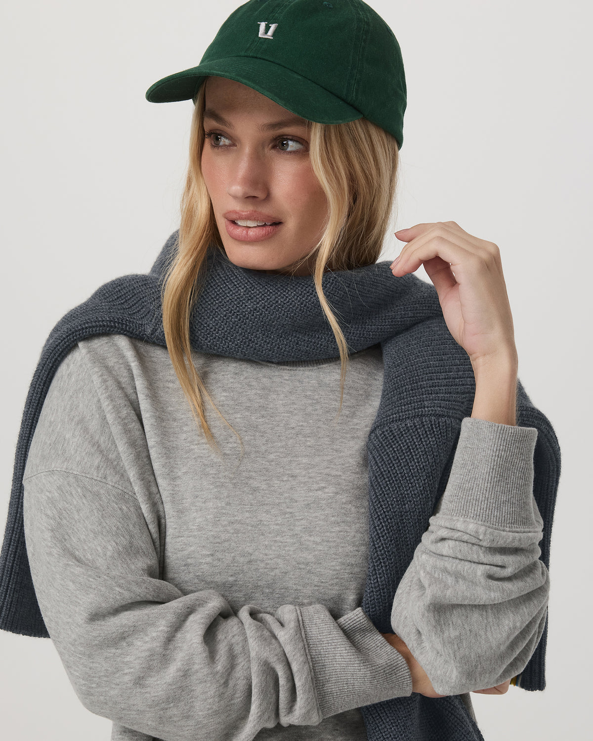 Sedona Weekender Crew Light Heather Grey Crewneck | Vuori Discount