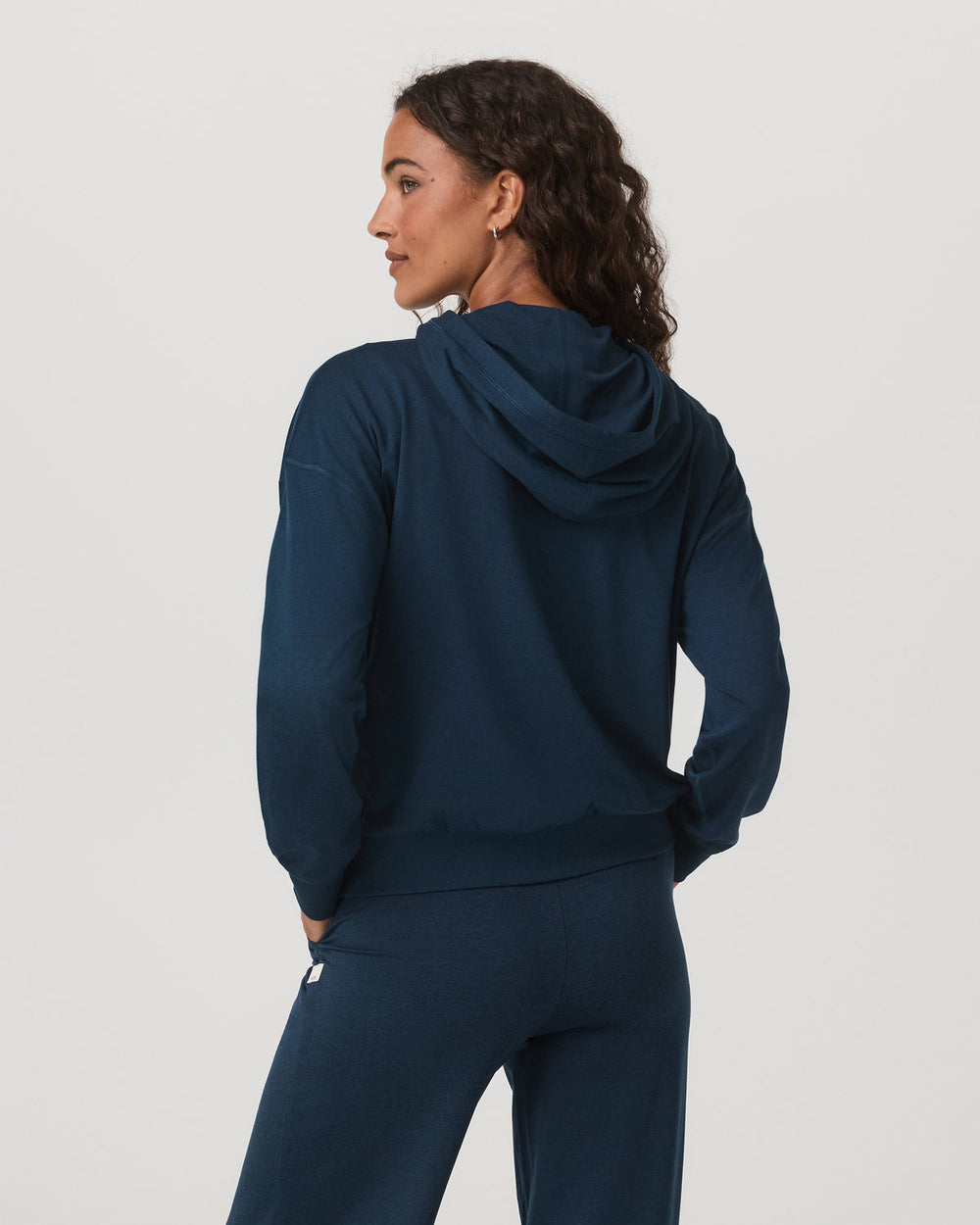 Halo Pullover Hoodie Women's Blue Coast Heather Hoodie | Vuori Outlet