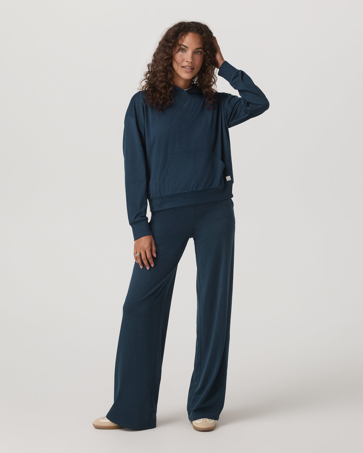 Halo Pullover Hoodie Women's Blue Coast Heather Hoodie | Vuori Outlet