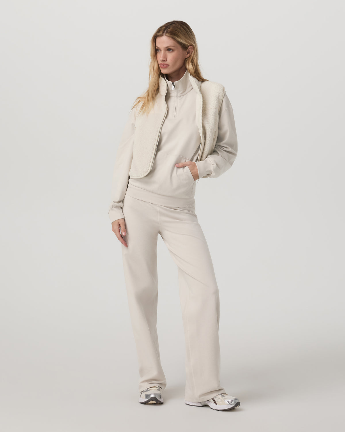 Granite Half Zip Women's Oatmeal Heather Sweatshirt | Vuori Outlet