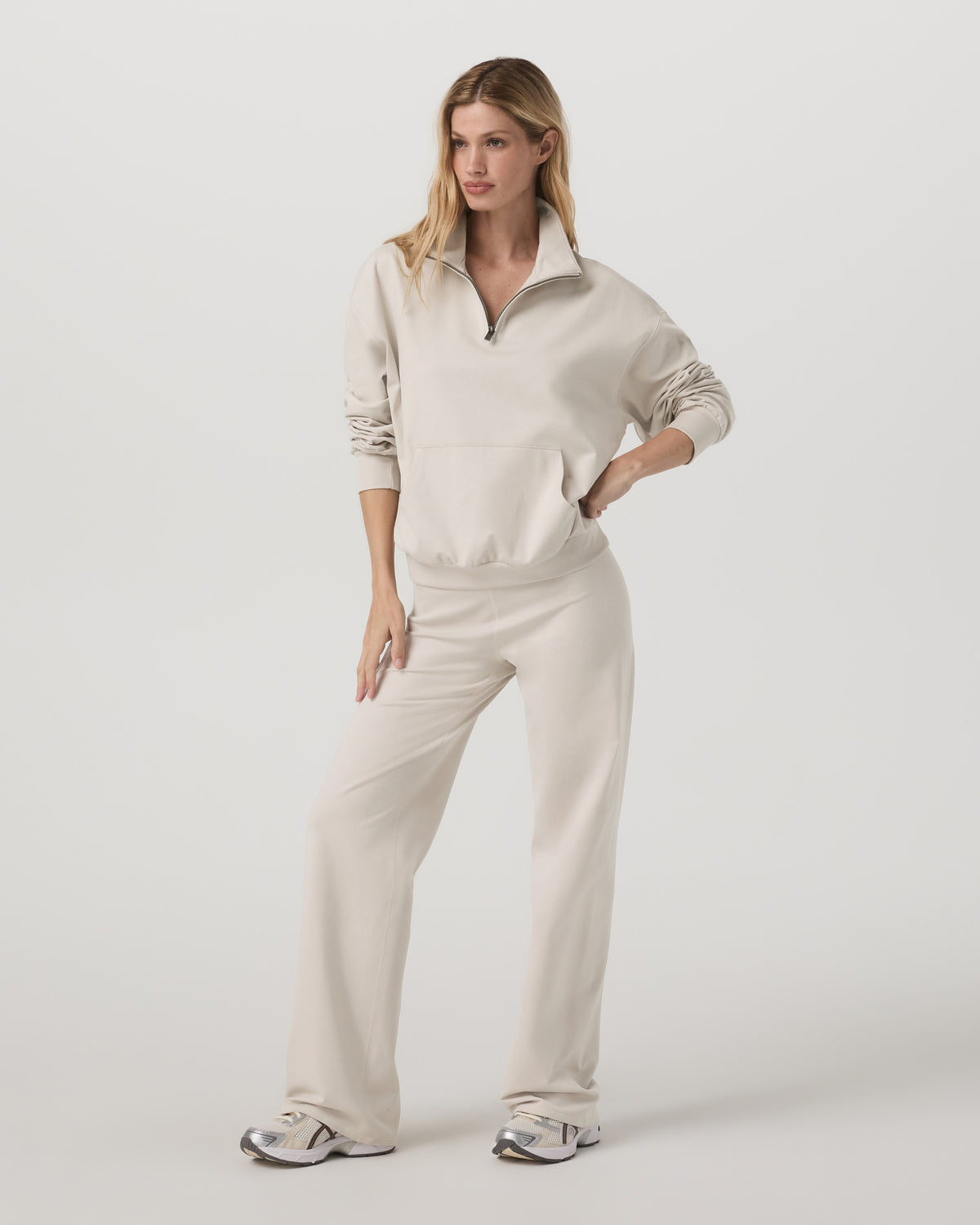 Granite Half Zip Women's Oatmeal Heather Sweatshirt | Vuori Outlet