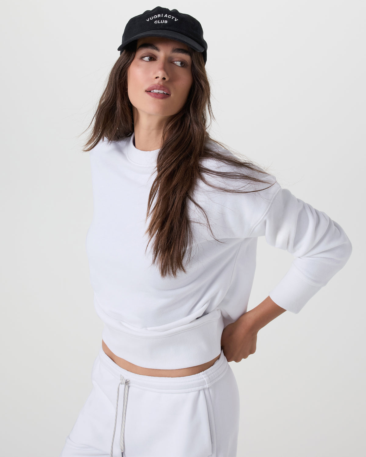 Sedona Weekender Crew Women's White Pullover | Vuori