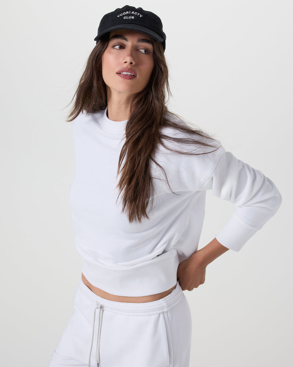 Sedona Weekender Crew Women's White Pullover | Vuori