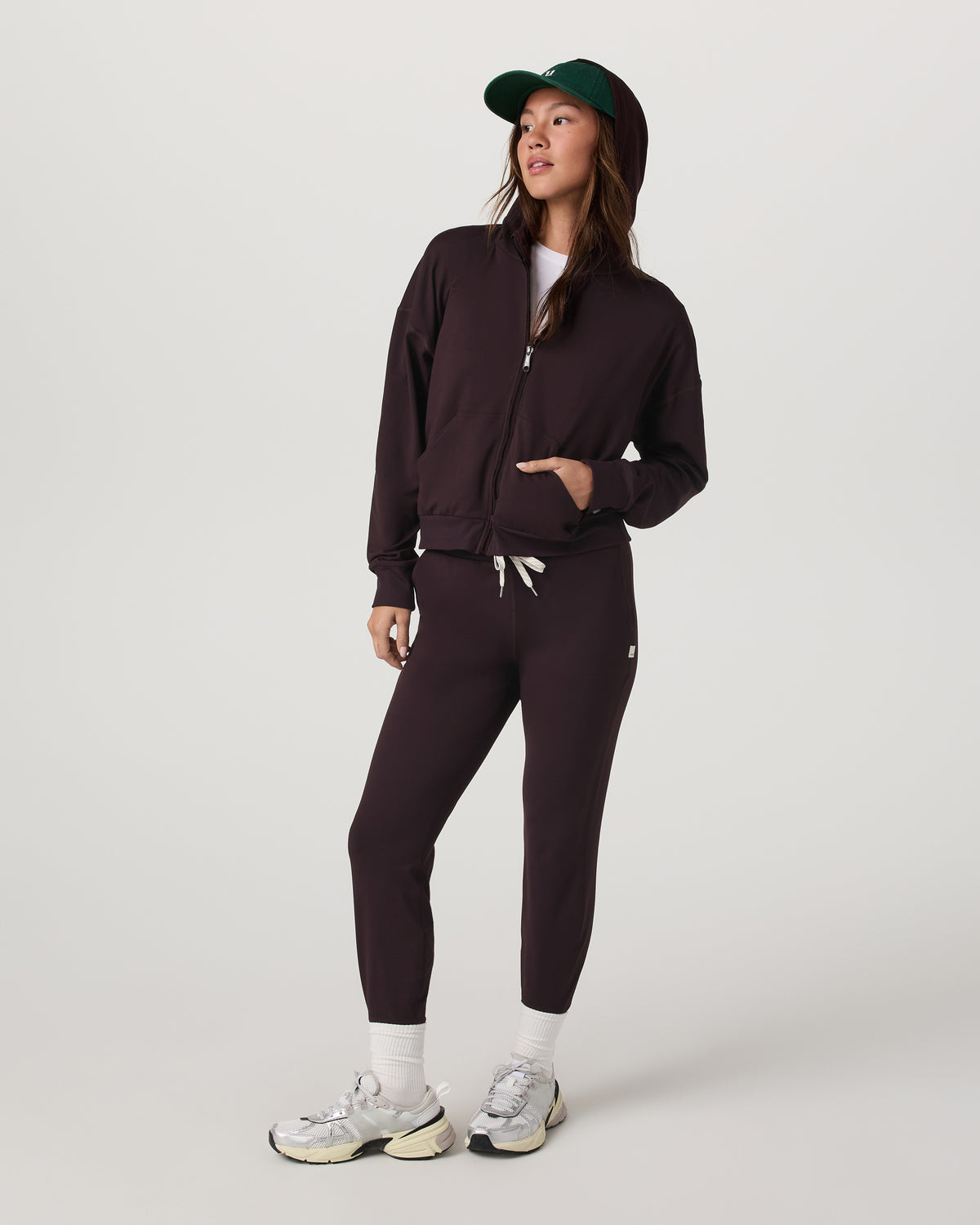 Halo Full Zip Hoodie Women's Raisin Hoodie | Vuori Sale